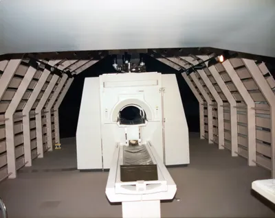 47475 1980s 02 00005A