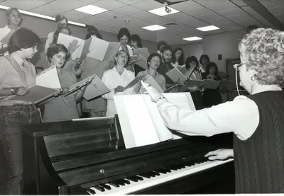 47475 1980s 02 00022A