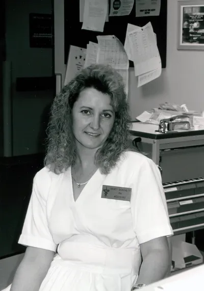 47475 1980s 02 00028A