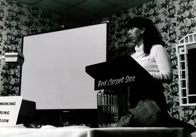 47475 1980s 02 00073A