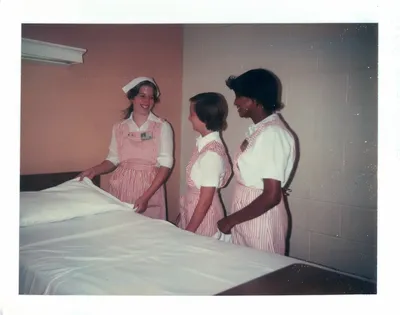 47475 1980s 02 00093A