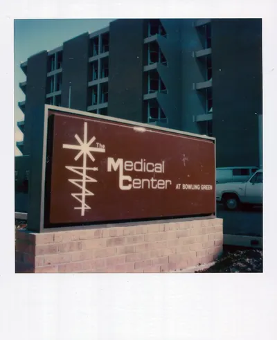 47475 1980s 02 00102A