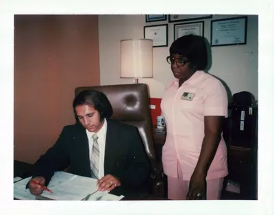 47475 1980s 02 00106A