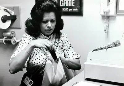 47475 1980s MCH 00049A