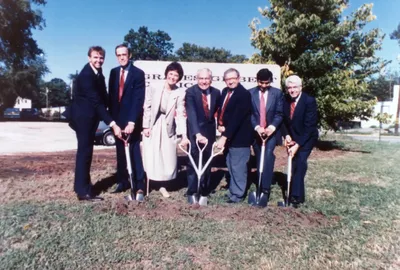 47475 1980s MCH 00093A