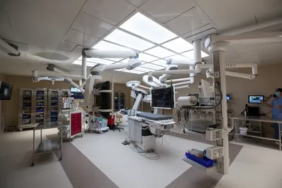 2020.09.25 MedCenter Hybrid OR 0092