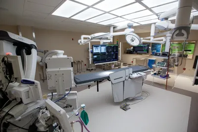 2020.09.25 MedCenter Hybrid OR 0112