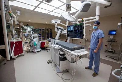 2020.09.25 MedCenter Hybrid OR 0127