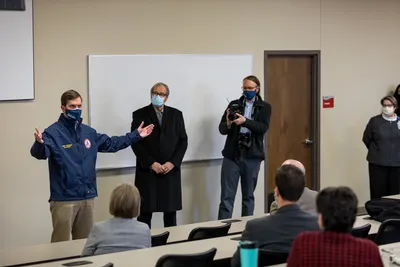 2021.02.19 medcenter vaccine governor beshear 0329