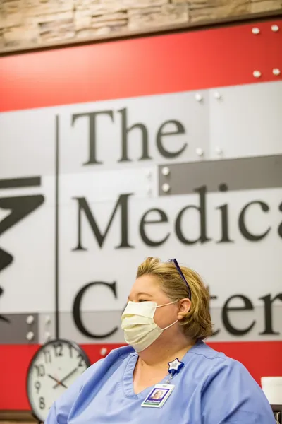 2021.03.15 MedCenter Health vaccine clinic volunteers 0067