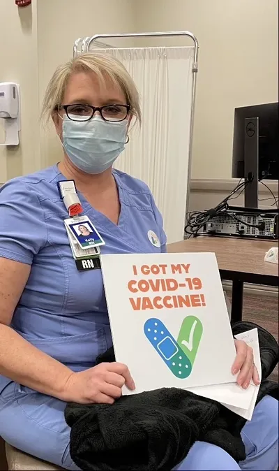 Kelly Glass 2B Postpartum (2)