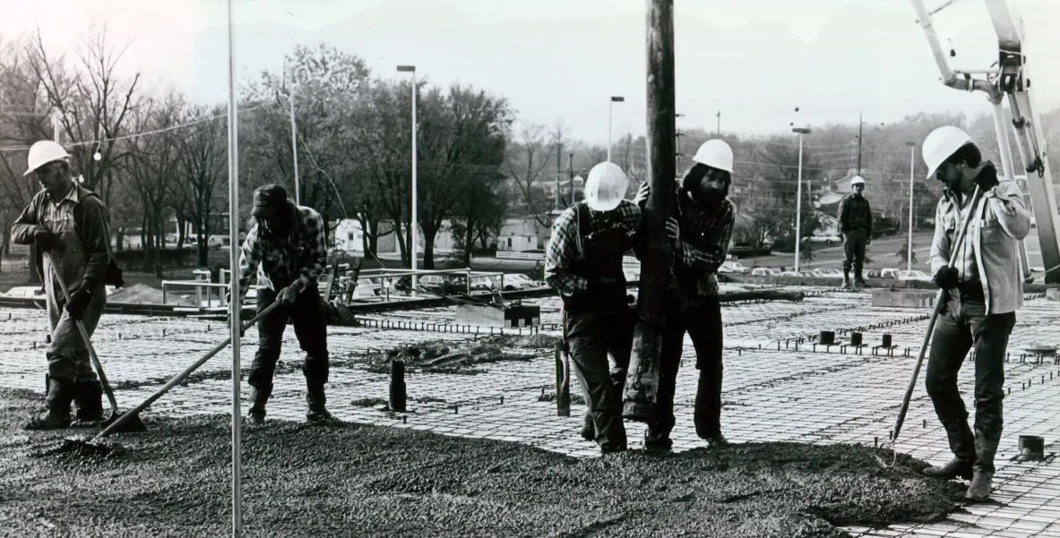 Construction begins on The Medical Center at Bowling Green 1978